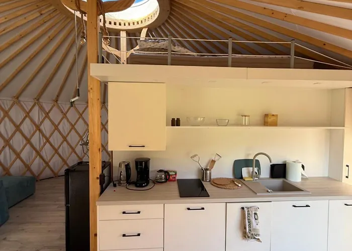 Luxury tent Jurta It Easy